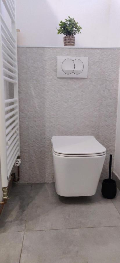 Apartman Mara Mala Subotica Exterior photo